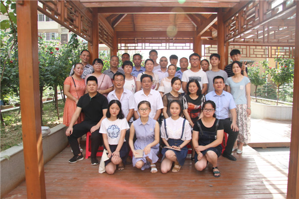 又是一年金秋季，助學(xué)圓夢暖人心----2017年寶業(yè)集團(tuán)“金秋助學(xué)”活動(dòng)圓滿結(jié)束